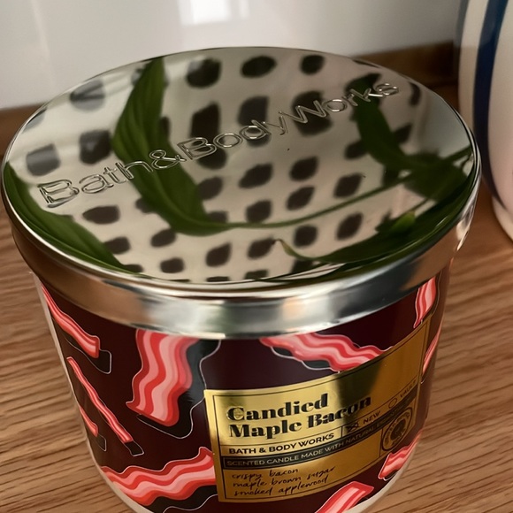 [ Bath & Body Works CANDIED MAPLE BACON 🥓 3 Wick Candle ] 14.5oz - Picture 4 of 5